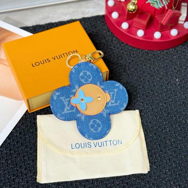 Louis Vuitton ルイヴィトンキーホルダーコピー★VIVIENNE HEAD MONOGRAM MIRROR  M03280
