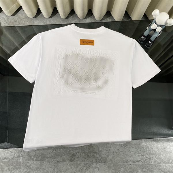 エンボスロゴ 半袖Tシャツ ルイヴィトン コピー Louis Vuitton メンズ レディース 立体モノグラム シンプル 高級感 無地 クルーネック