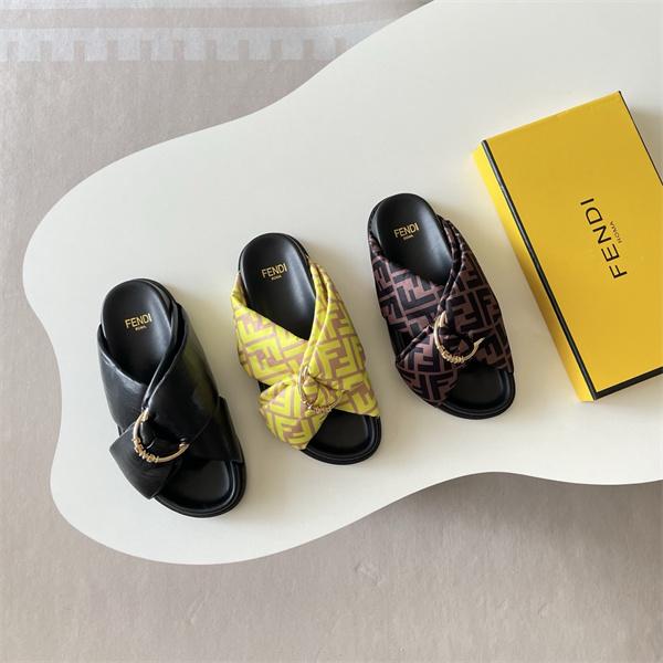  クロスストラップ ロゴ柄 フラット サンダル 夏用 スリッパ フェンディ コピー FENDI