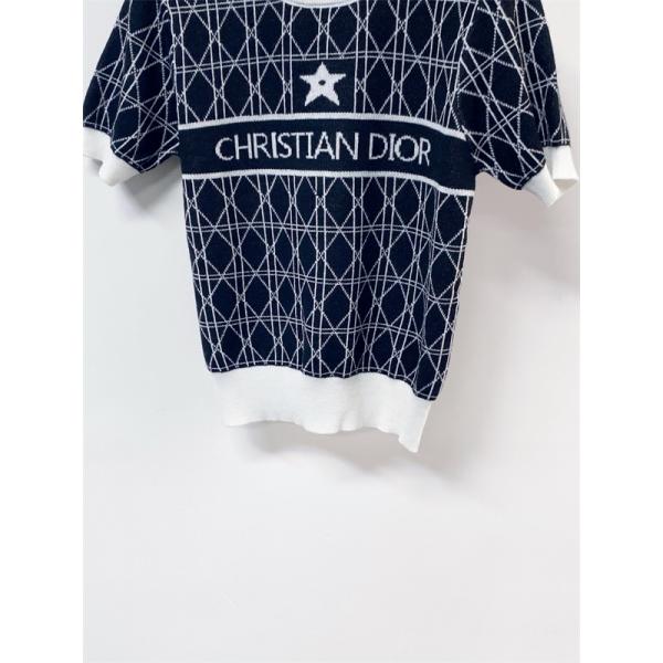❤ディオールtシャツコピーDIORトレンド感たっぷりのレディースニットおしゃれな大人の夏コーデに