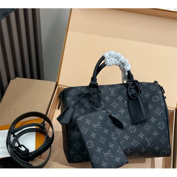 ❤LVモノグラムSpeedy Soft 30ルイヴィトンショルダーバッグコピーおしゃれで大容量 通勤＆短期旅行にぴったり