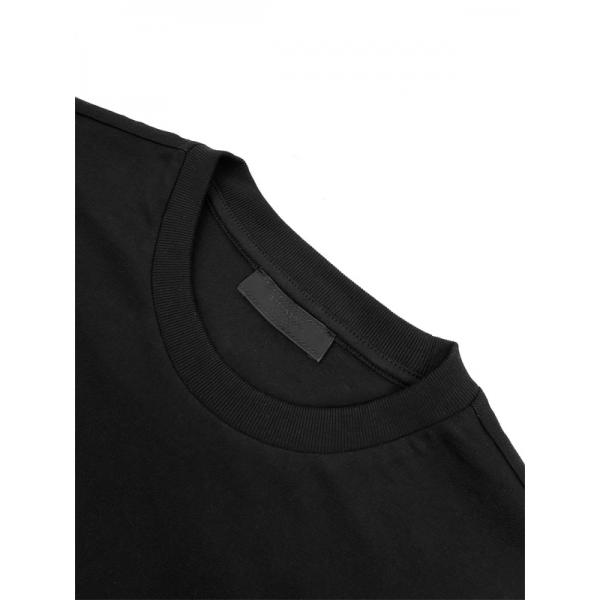 最新2026トレンド★プラダtシャツコピーPRADAおしゃれコーディネート年齢問わずカッコイイ