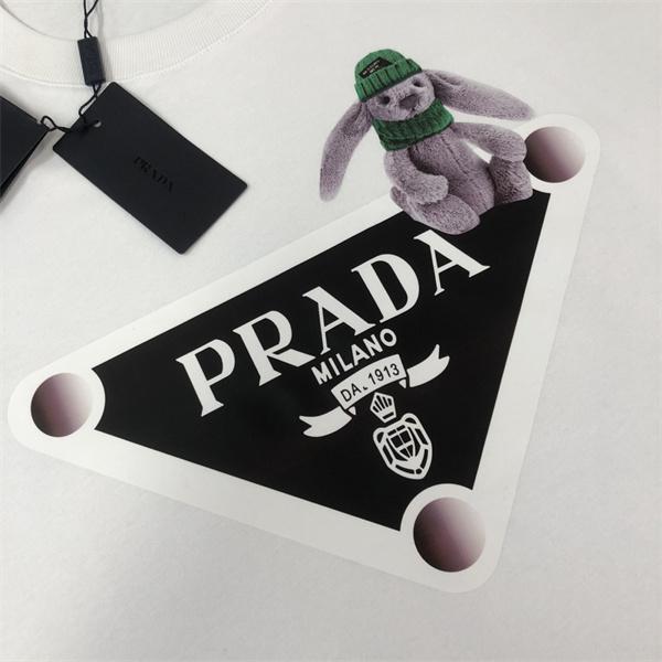 フロントプリント ぬいぐるみ デザイン カジュアル 夏コーデ プラダ コピー PRADA