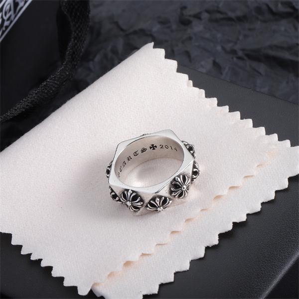 フローラルクロス リング Chrome Hearts シルバー調 クロムハーツ コピー ワイドフォルム 立体モチーフ ブラック陰影