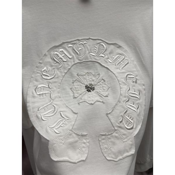 アイボリー レイヤード風 ロングスリーブTシャツ Chrome Hearts 胸元サークルパッチ クロムハーツ コピー 袖ロゴワッペン クルーネック