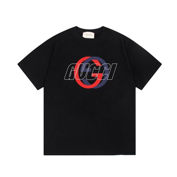 ブラック 半袖Tシャツ GUCCI オーバーラップGGプリント グッチ コピー フロントロゴ クルーネック 無地バックデザイン