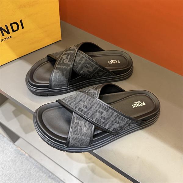 お目立ち度の高い新品 フェンディサンダル コピーFENDI 春夏2026の最新アイテム 激安(日本最大級)