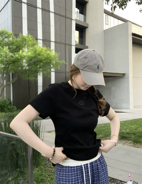 ３色❤2026ss❤グッチtシャツスーパーコピーGUCCI新作オンオフ兼用の万能アイテムレディースファッション