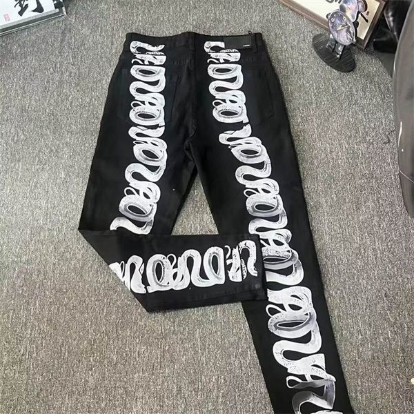 Amiri  アミリデニムコピー2026春夏大人おしゃれで個性的なストレートジーンズ