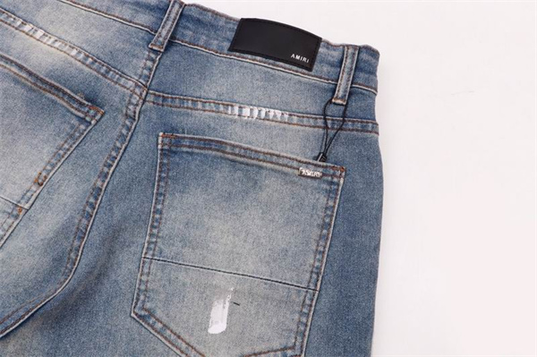 大人気Amiri  アミリジーンズコピー2026トレンド春夏ファッションオシャレコーディネート