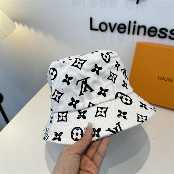 夏の日差し対策にルイヴィトンバケットハットコピー 2026新作 どんなコーデにも合わせやすいLOUIS VUITTON漁師帽