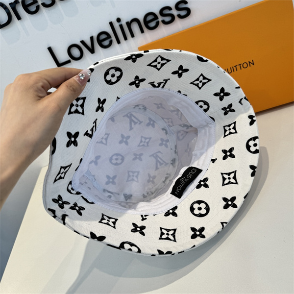 夏の日差し対策にルイヴィトンバケットハットコピー 2026新作 どんなコーデにも合わせやすいLOUIS VUITTON漁師帽