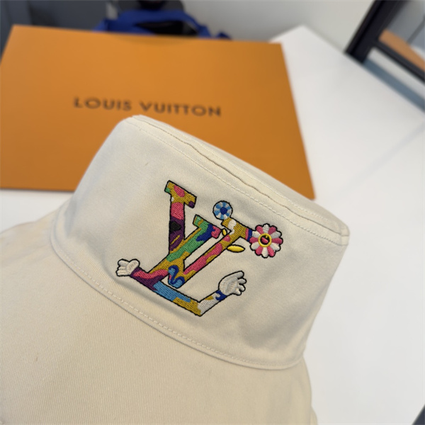 お洒落ルイヴィトンバケットハットコピー 2026流行り新作LOUIS VUITTON漁師帽 アウトドアにもタウンユースにも
