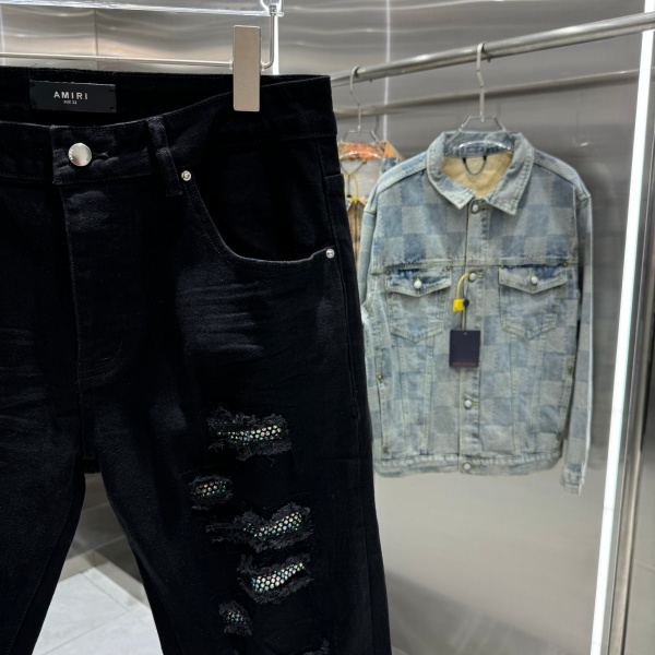 AMIRI アミリ デニムパンツ メンズ スキニーフィット ラインストーン