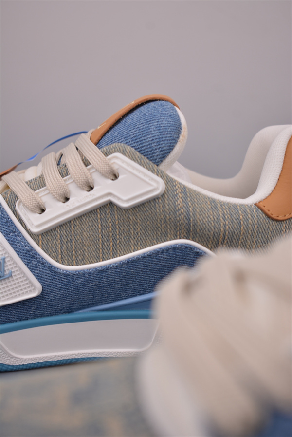 LOUIS VUITTON コピー ルイヴィトン LV Trainer スニーカー