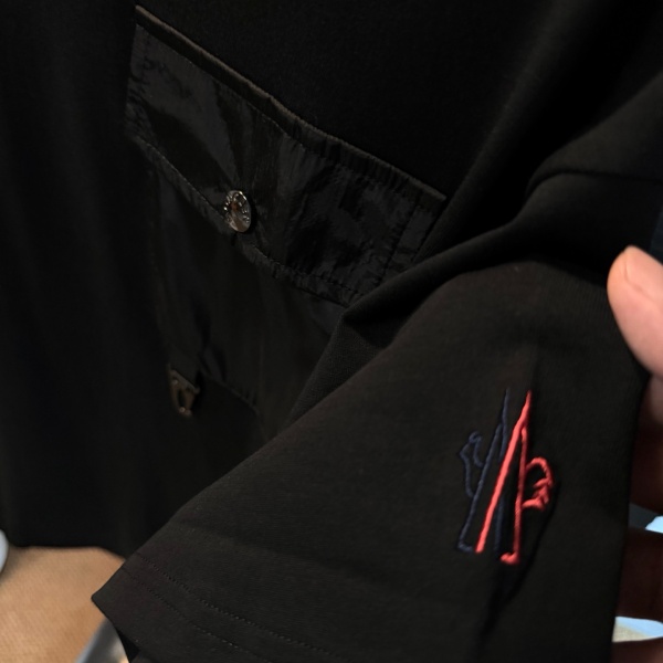 MONCLER モンクレール メンズ 半袖Tシャツ ポケットデザイン コットン クルーネック シンプル 機能性 カジュアル