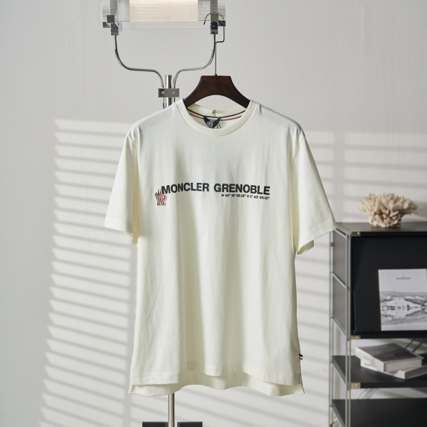 MONCLER モンクレール メンズ 半袖Tシャツ ロゴプリント クルーネック コットン シンプル カジュアル 定番