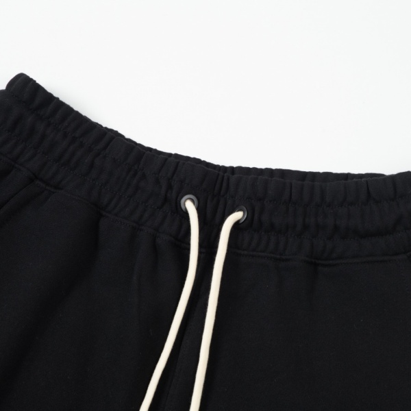 MONCLER モンクレール メンズ ショートパンツ ハーフパンツ ロゴ ワッペン ドローコード スウェット カジュアル 夏