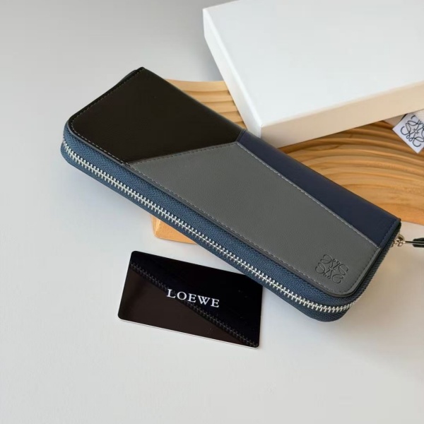 LOEWE ロエベ 2026新作 レディース ラウンドジップ 長財布 パズルデザイン カラーブロック レザーウォレット 上品