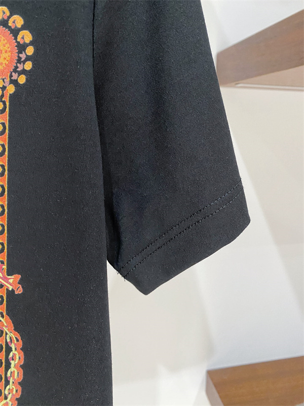 ホワイト 半袖Tシャツ HERMES スカーフ柄プリント エルメス コピー ホースモチーフ クルーネック フロントグラフィック
