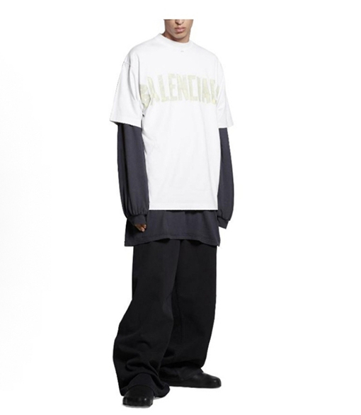 個性的文字プリント入りBALENCIAGA  バレンシアガtシャツコピー ☆2026流行り