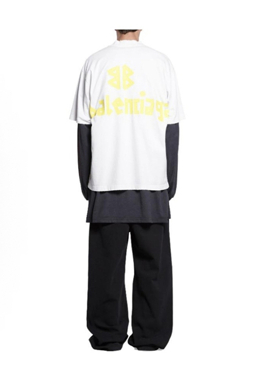 個性的文字プリント入りBALENCIAGA  バレンシアガtシャツコピー ☆2026流行り