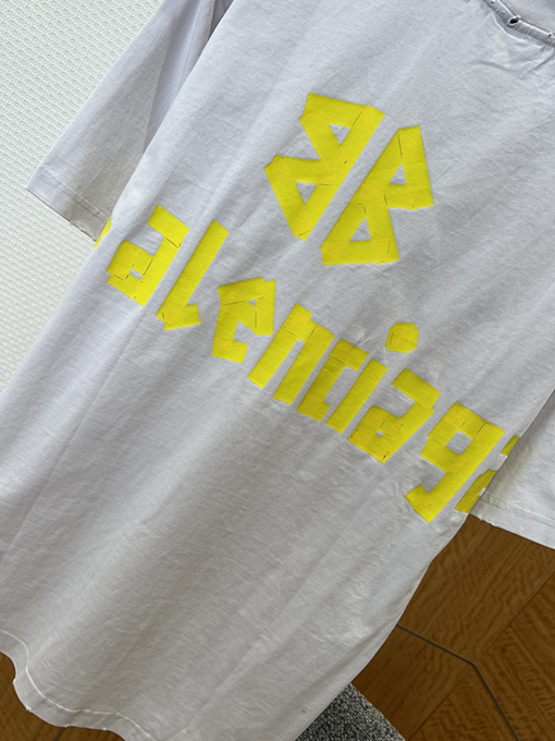 個性的文字プリント入りBALENCIAGA  バレンシアガtシャツコピー ☆2026流行り