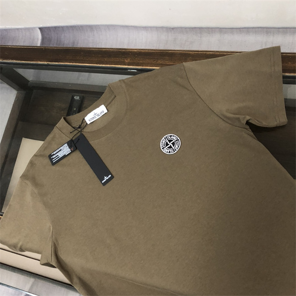 オレンジ 半袖Tシャツ Stone Island 袖ロゴパッチ ストーンアイランド コピー クルーネック 無地ボディ カラー展開 ソリッドカラー