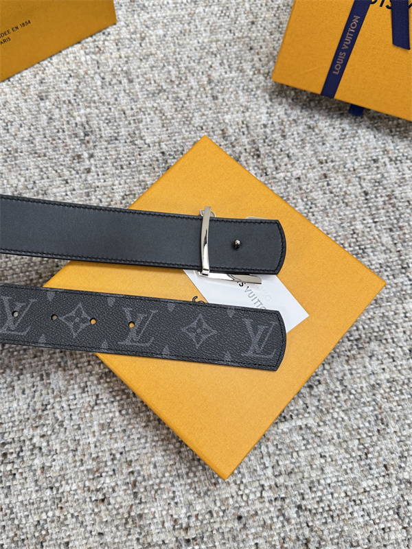 ブラック モノグラムベルト Louis Vuitton LVバックル ルイヴィトン コピー シルバー金具 レザー調 ロゴ総柄