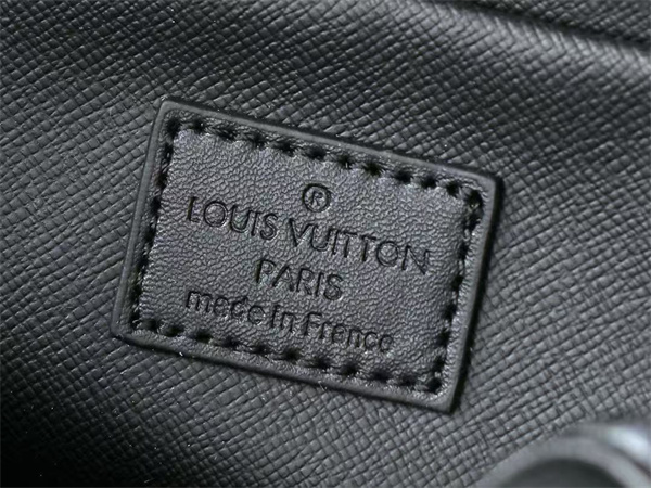 ブラック モノグラムバッグ Louis Vuitton LV総柄 ルイヴィトン コピー レザー調 ウエストバッグ風 ファスナー付き