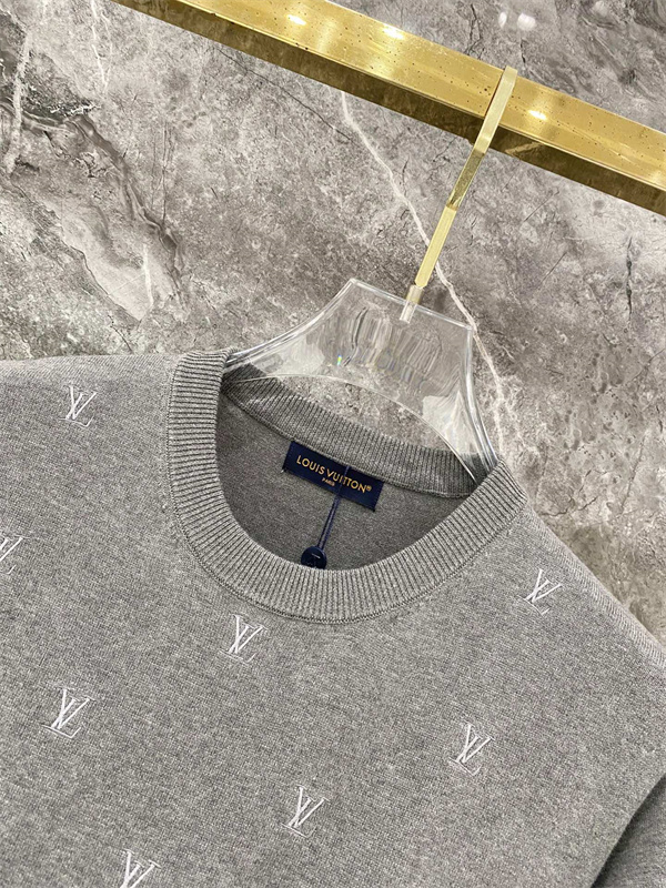 グレー 半袖ニットTシャツ Louis Vuitton LV総柄 ルイヴィトン コピー ワンポイントロゴ クルーネック リブ襟