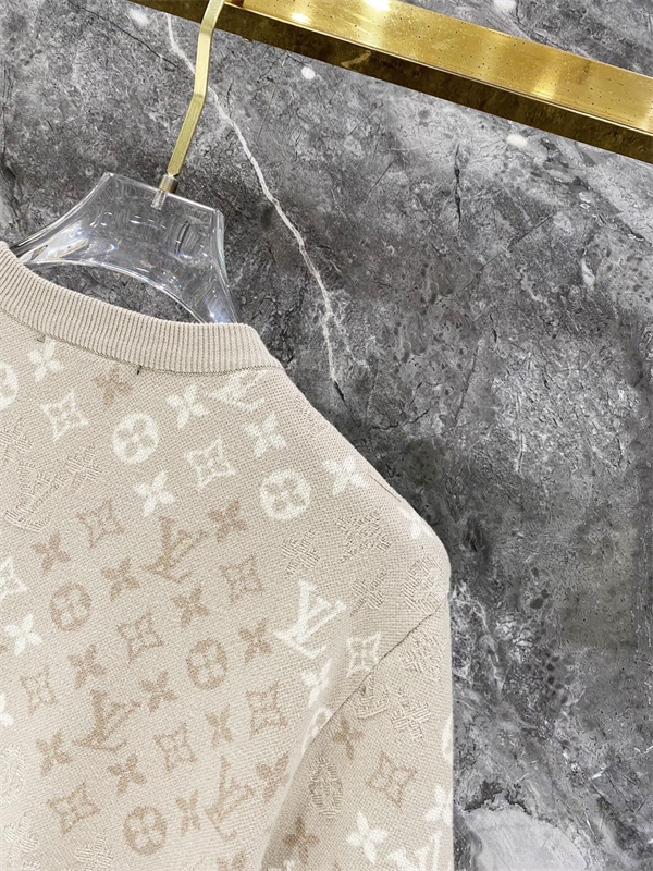 ベージュ 半袖ニットTシャツ Louis Vuitton モノグラム総柄 ルイヴィトン コピー 同色ロゴ編み クルーネック リブ襟