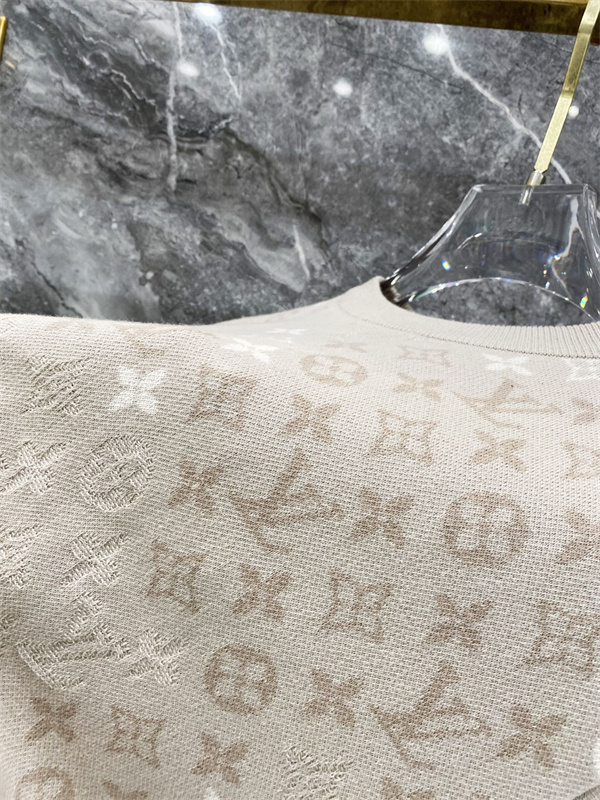 ベージュ 半袖ニットTシャツ Louis Vuitton モノグラム総柄 ルイヴィトン コピー 同色ロゴ編み クルーネック リブ襟