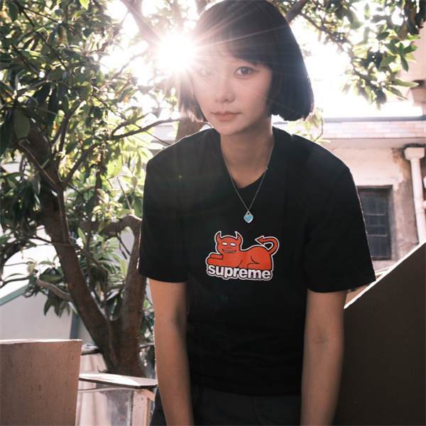 ブラック 半袖Tシャツ Supreme デビルロゴ シュプリーム コピー クルーネック ストリートトップス