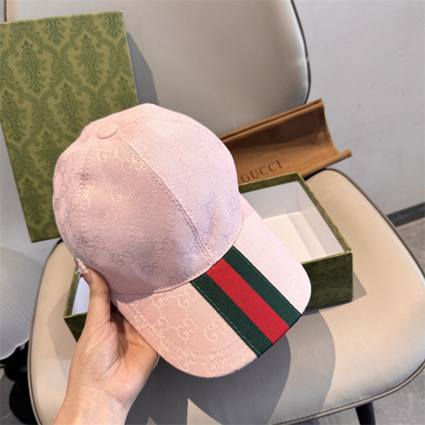 ピンク☆グッチキャップコピー Gucci軽量メッシュ 汗止めバンド 反射材付き 夜間安全 マラソン スポーツ 