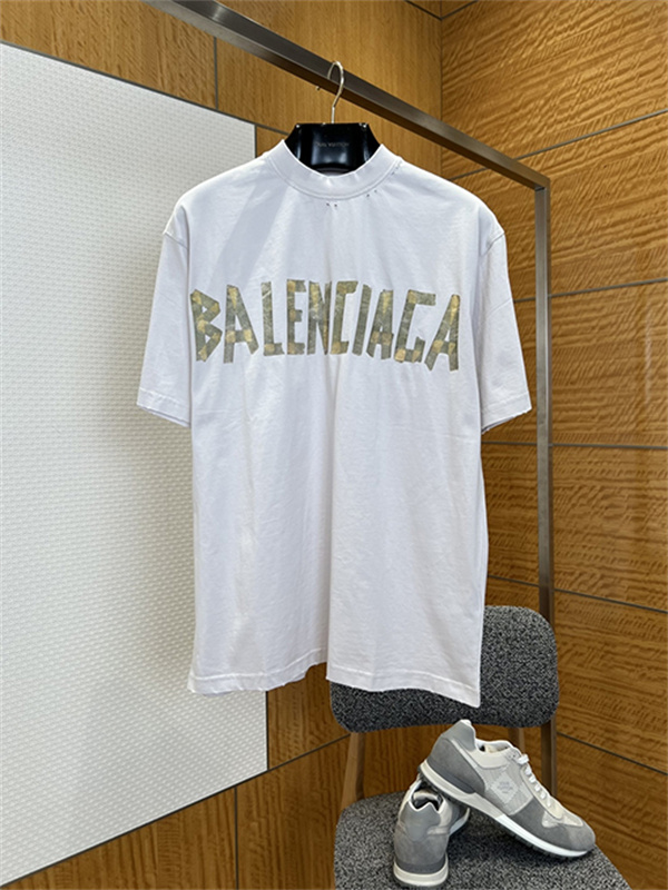 ライムイエロー 半袖Tシャツ BALENCIAGA ビッグロゴプリント バレンシアガ コピー オーバーサイズ クルーネック メンズカジュアル