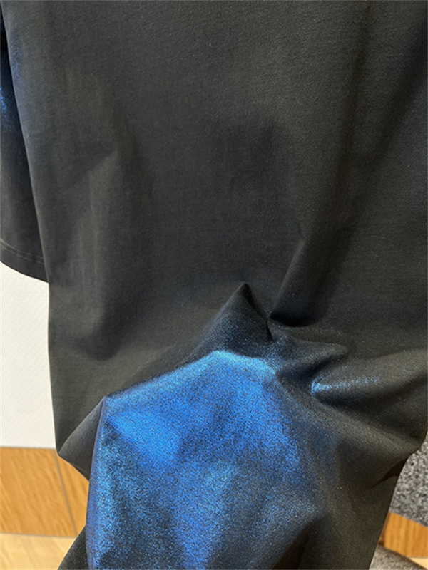 チャコールブラック 半袖Tシャツ Acne Studios 胸元ミニロゴ アクネストゥディオズ コピー クルーネック ゆったりシルエット