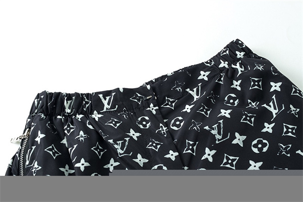 LOUIS VUITTON ルイヴィトン コピー モノグラム総柄 ジョガーパンツ ナイロンパンツ ブラック ストリートラグジュアリー