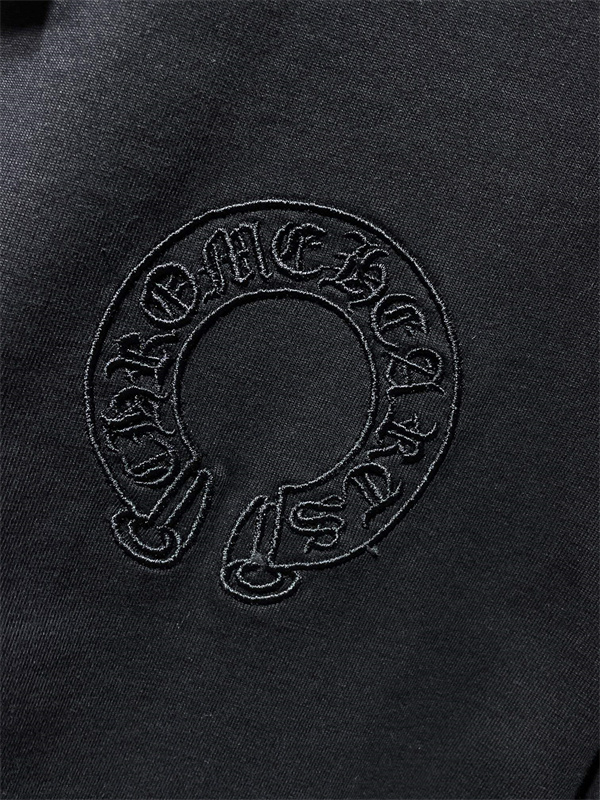 CHROME HEARTS クロムハーツ コピー ビッグクロスエンボス オーバーフィット 半袖Tシャツ