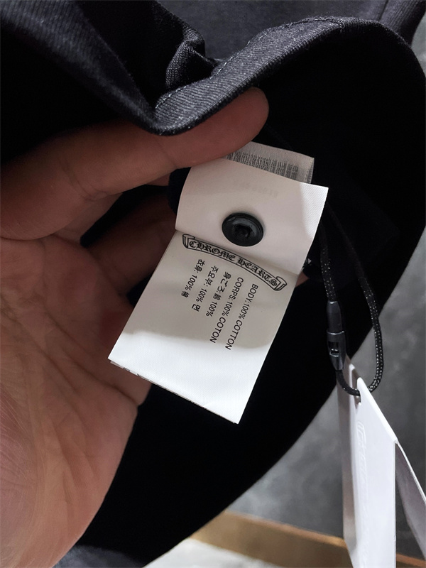 CHROME HEARTS クロムハーツ コピー ビッグクロスエンボス オーバーフィット 半袖Tシャツ