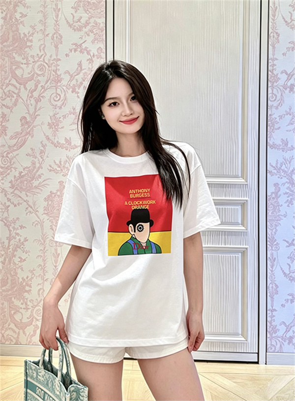 ホワイト 半袖Tシャツ Dior アートグラフィックプリント ディオール コピー カラーブロック クルーネック メンズカジュアル