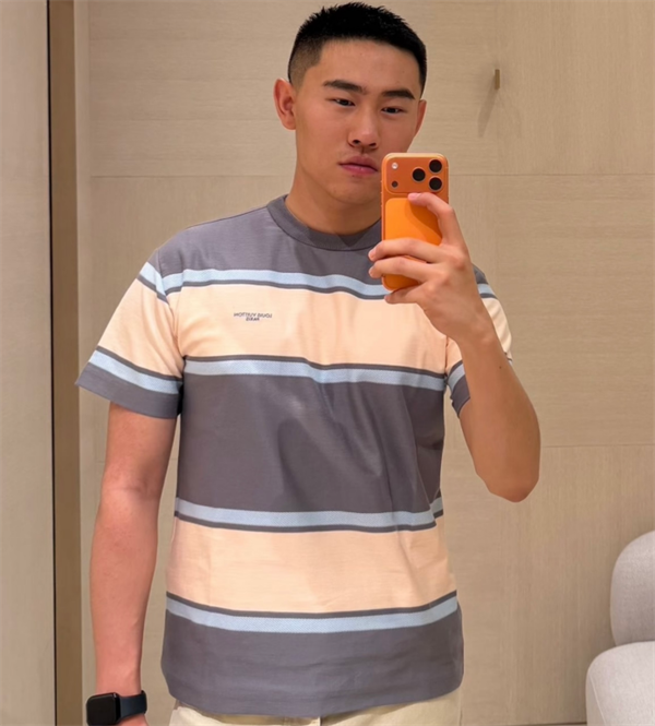 26SS最新作☆LOUIS VUITTON☆ルイヴィトンtシャツスーパーコピー激安柔らかいカジュアル