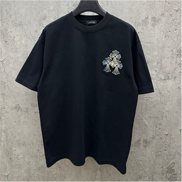 ブラック 半袖Tシャツ Chrome Hearts クロムハーツ コピー マルチカラークロス刺繍風 胸元ワンポイント クルーネック ゆったりシルエット