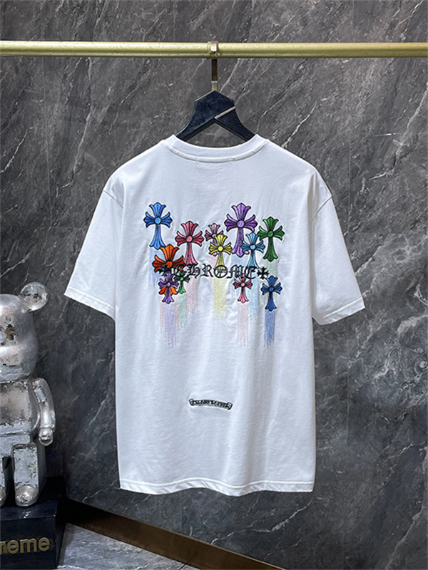 ホワイト 半袖Tシャツ Chrome Hearts クロムハーツ コピー マルチカラークロスロゴ バックデザイン 丸首 リラックスフィット ブラック