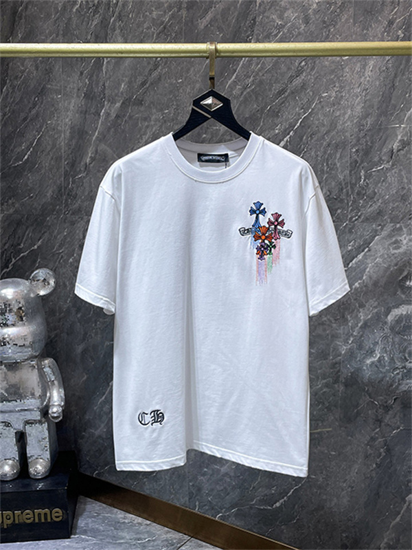 ホワイト 半袖Tシャツ Chrome Hearts クロムハーツ コピー マルチカラークロスロゴ バックデザイン 丸首 リラックスフィット ブラック