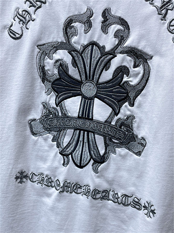 ブラック 半袖Tシャツ Chrome Hearts クロムハーツ コピー フローラルクロス背面ロゴ ゴシック英字 クルーネック ゆったりシルエット