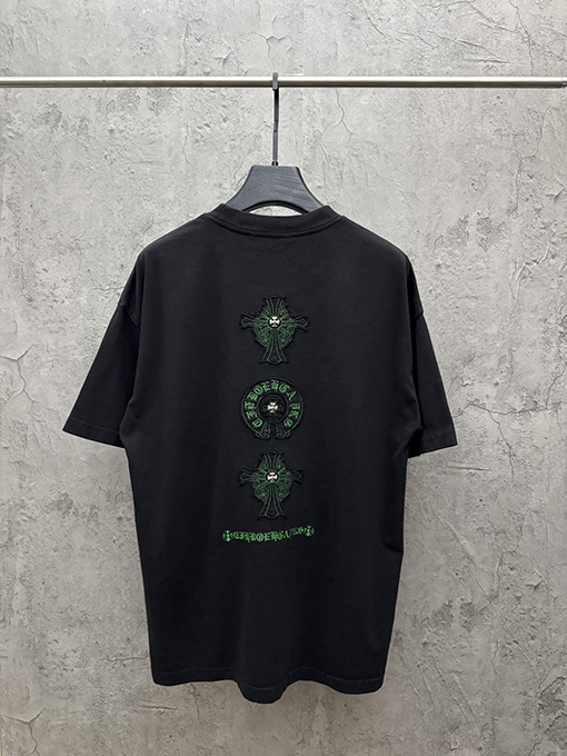 半袖Tシャツ Chrome Hearts クロムハーツ コピー フローラルクロスバックロゴ ゴシックレタリング クルーネック ゆったりシルエット