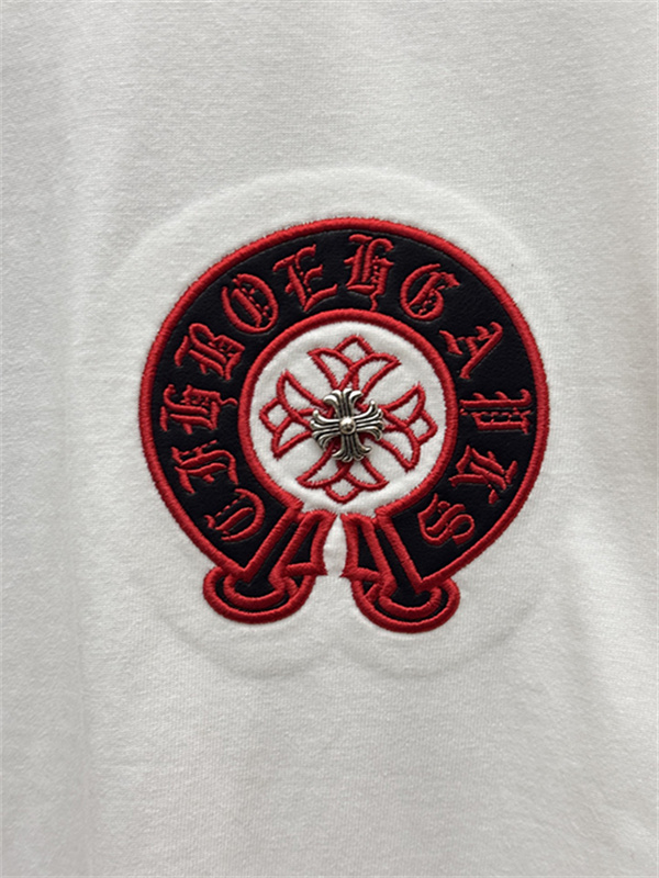 レッド 半袖Tシャツ Chrome Hearts クロムハーツ コピー 胸元サークルロゴ クルーネック ワンポイントデザイン ゆったりシルエット