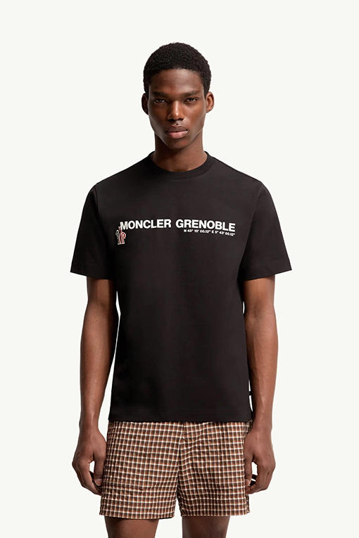 ホワイト ブラック 半袖Tシャツ MONCLER GRENOBLE モンクレール グルノーブル コピー 胸元ロゴプリント クルーネック シンプルカジュアル