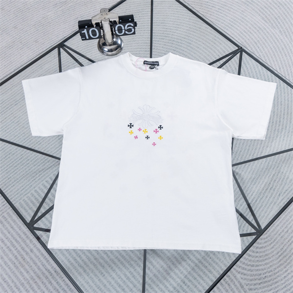  ホワイト 半袖Tシャツ Chrome Hearts クロムハーツ コピー 淡色フローラルクロス刺繍風 マルチカラー小クロス クルーネック ボックスシルエット